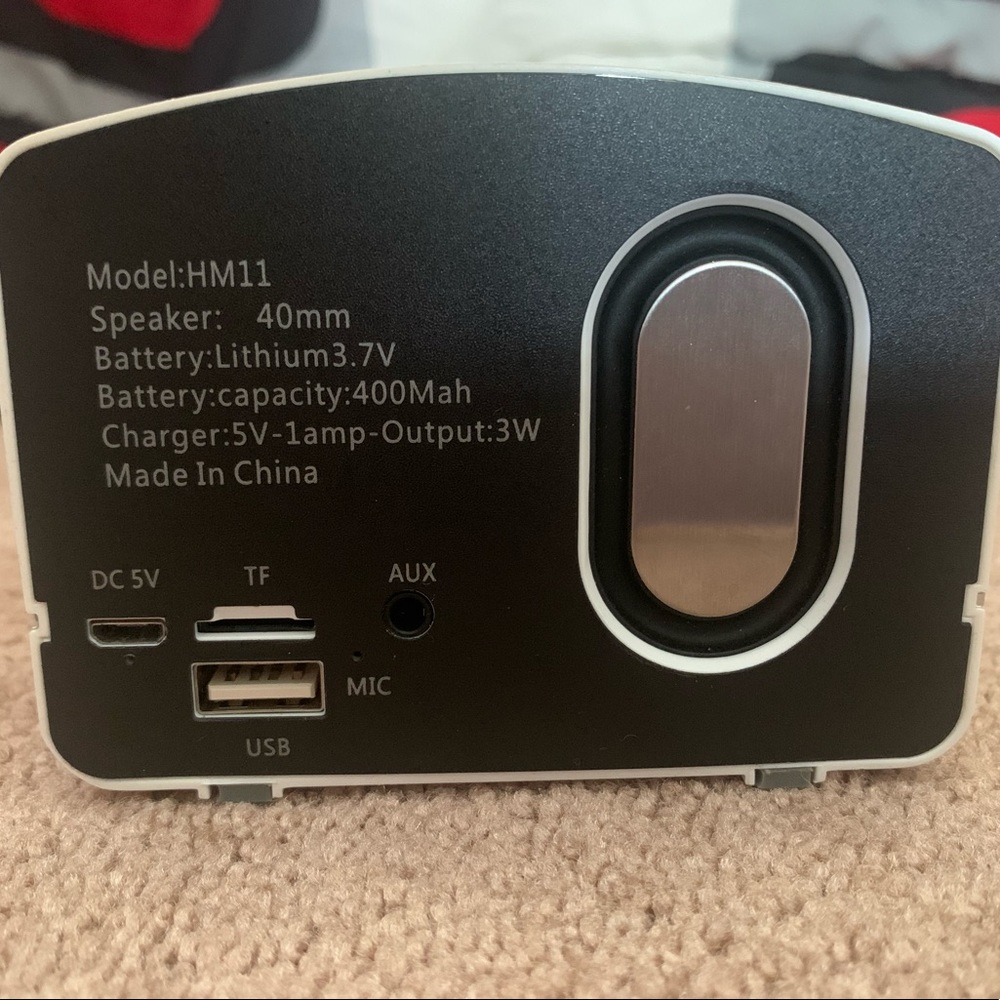 Small cute radio works amazingly!!!